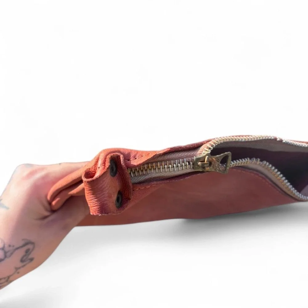 Red - brown leather pouch